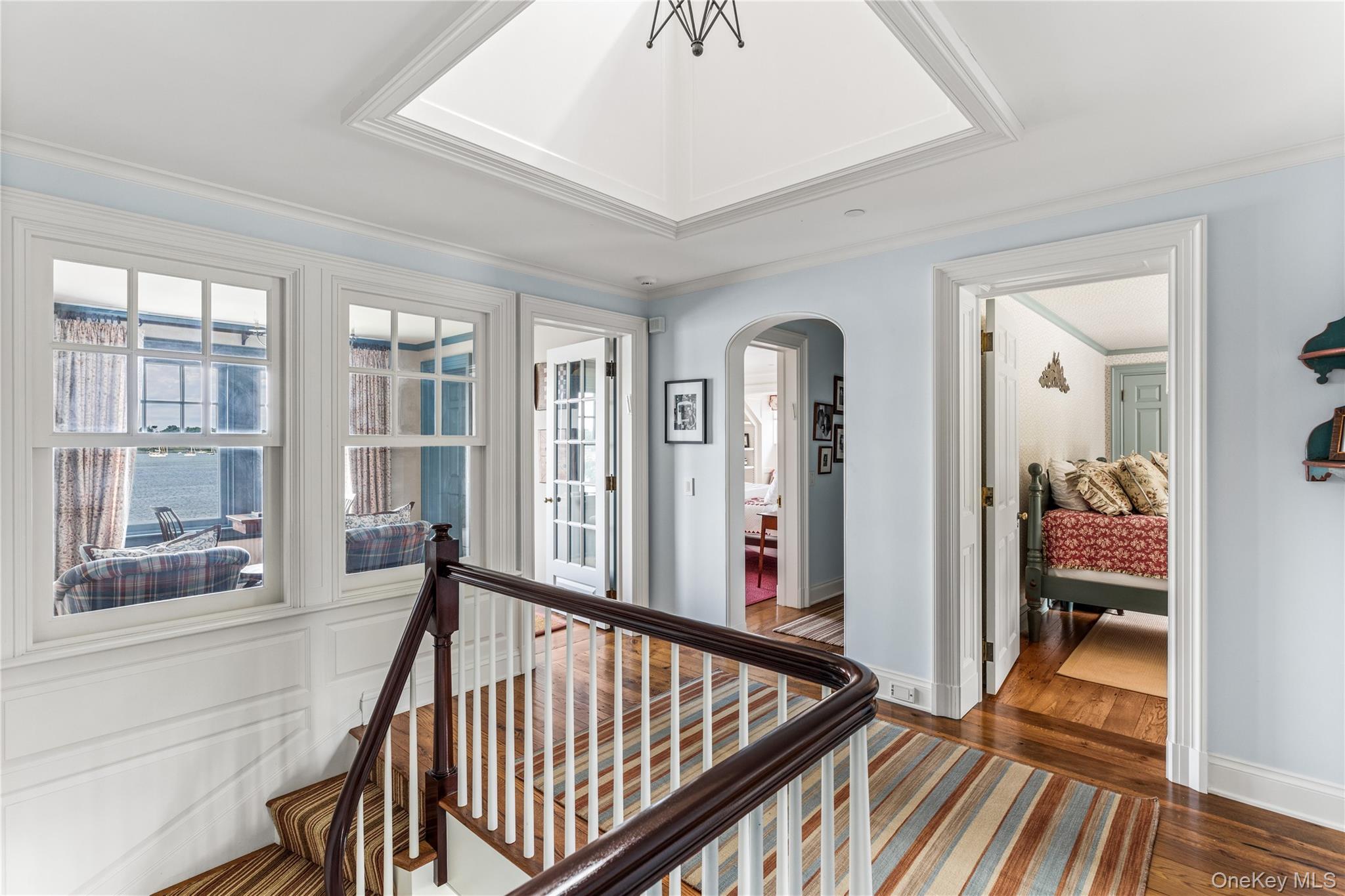 75 Cove Neck Road