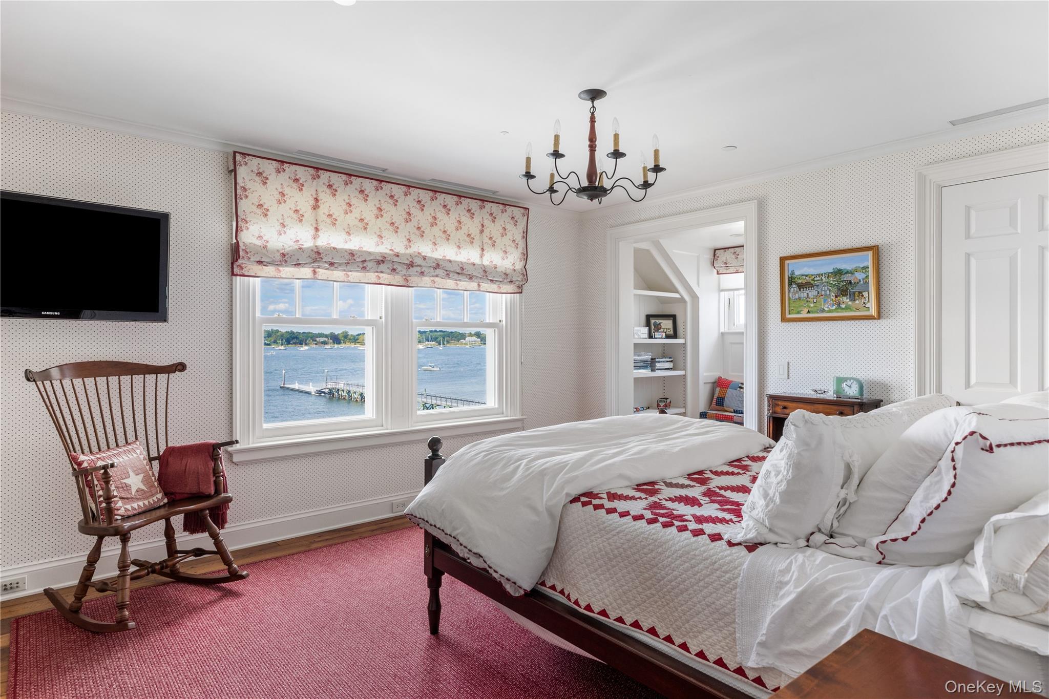 75 Cove Neck Road