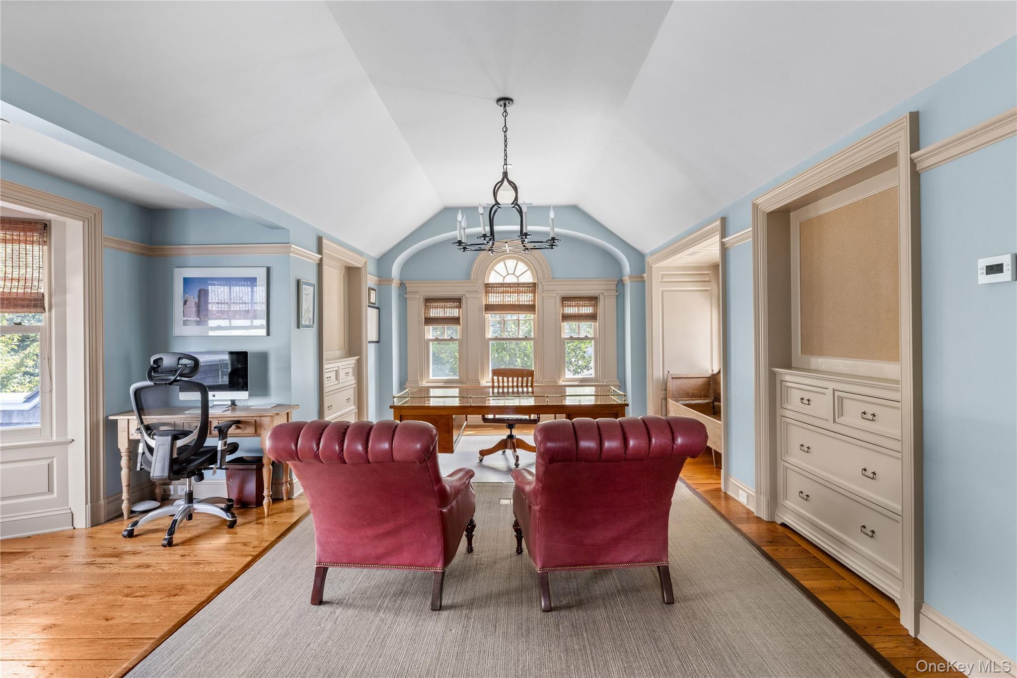 75 Cove Neck Road