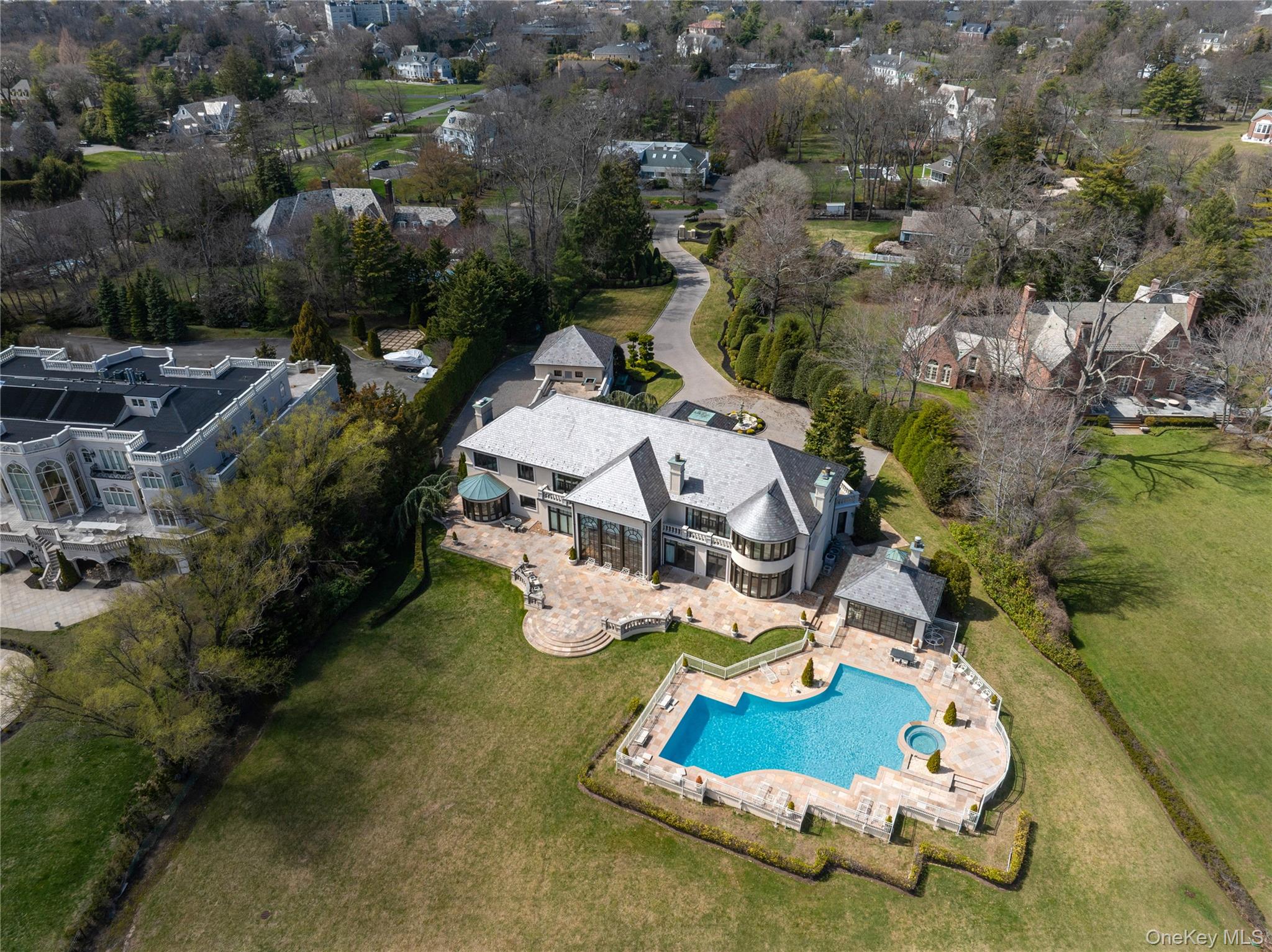 1245 Veeder Drive