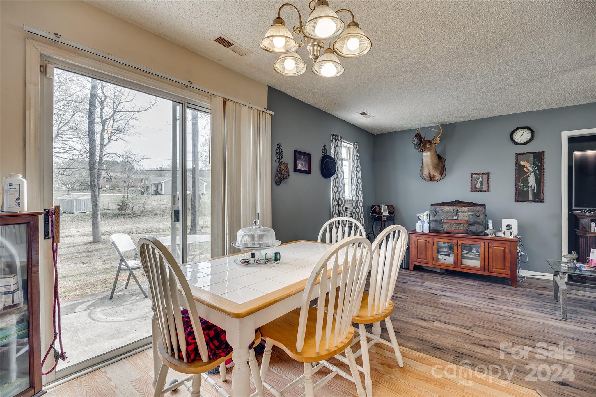 2413 Morningside Drive