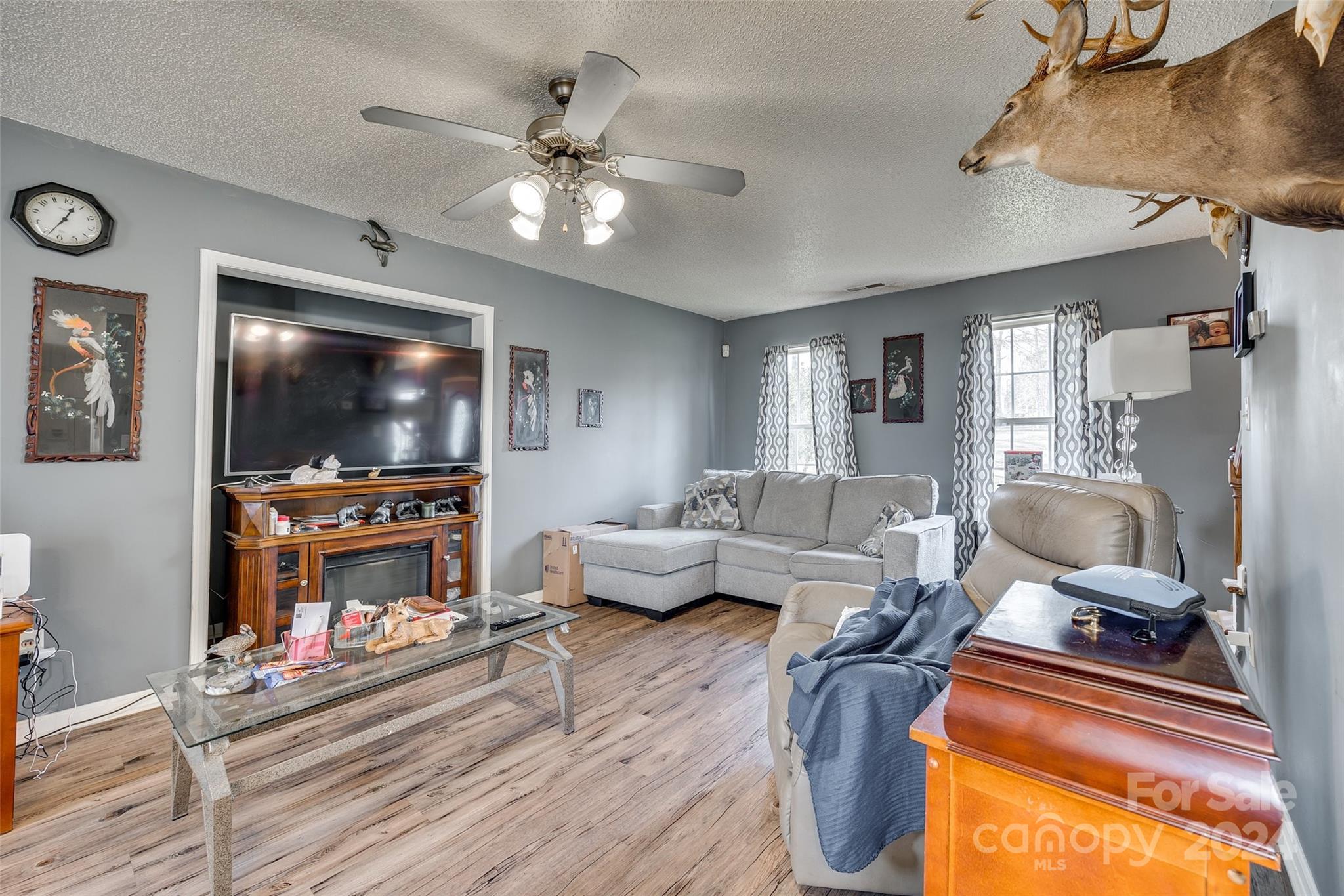 2413 Morningside Drive