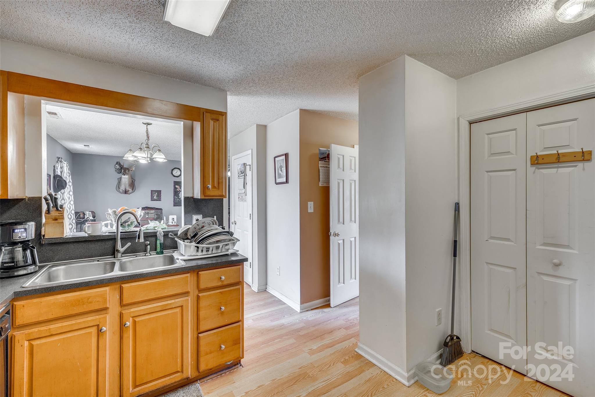 2413 Morningside Drive