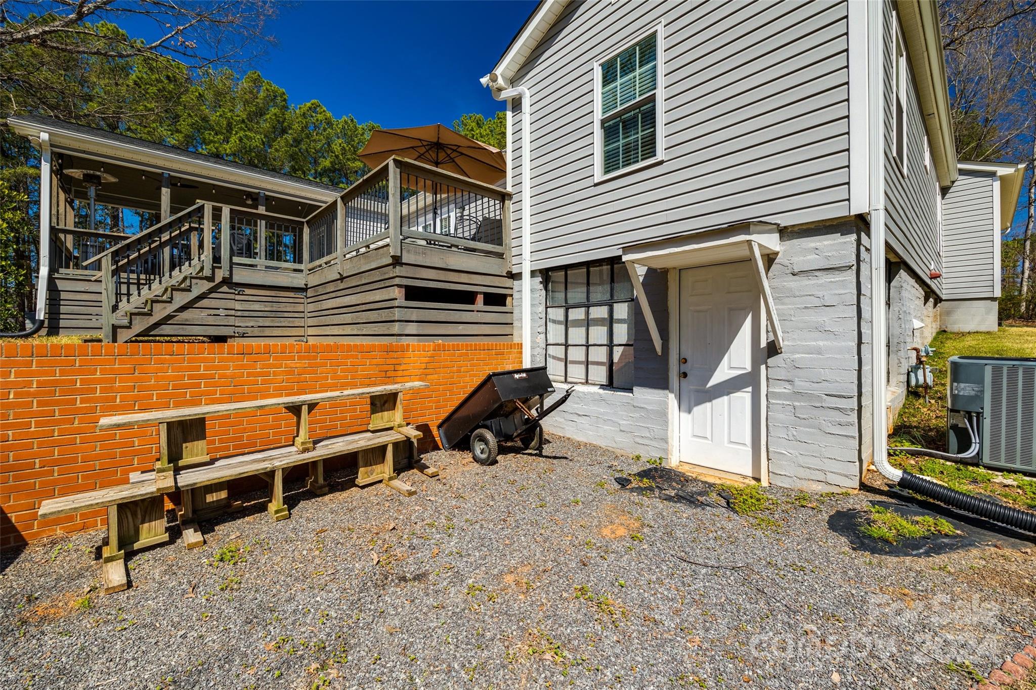 3695 Mt Gallant Road