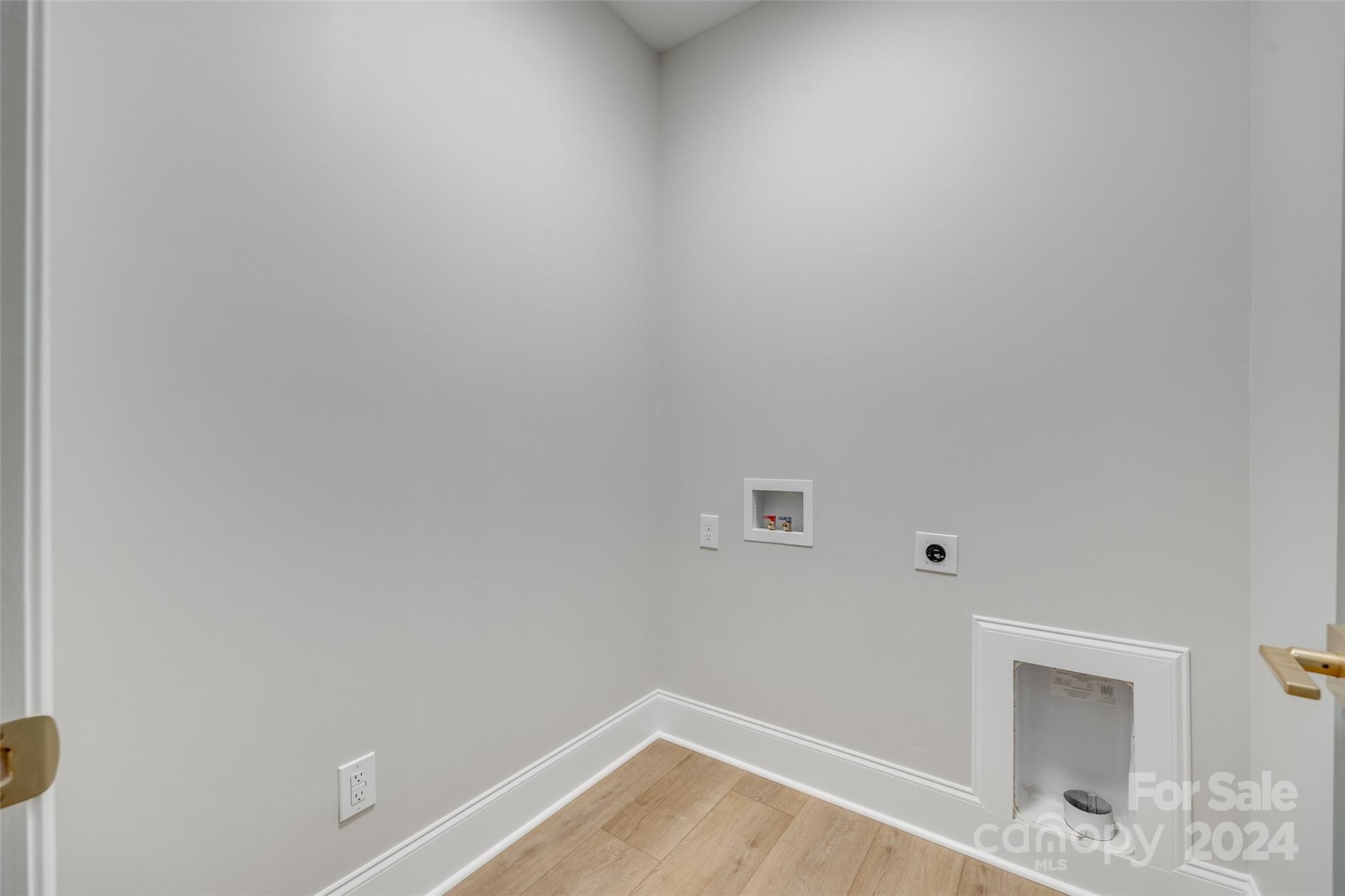 1025 Oakmont Drive Unit: 2