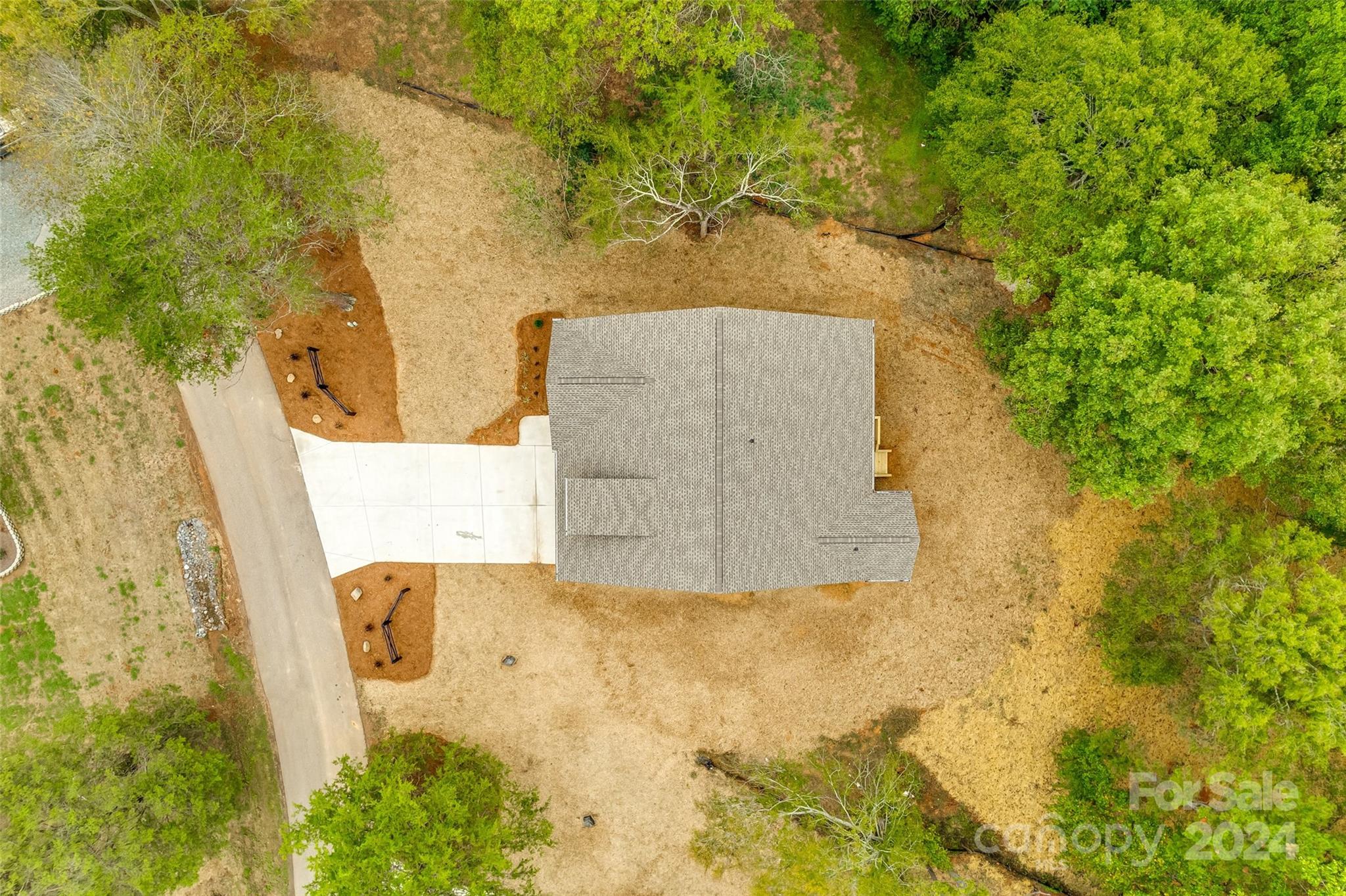 1025 Oakmont Drive Unit: 2