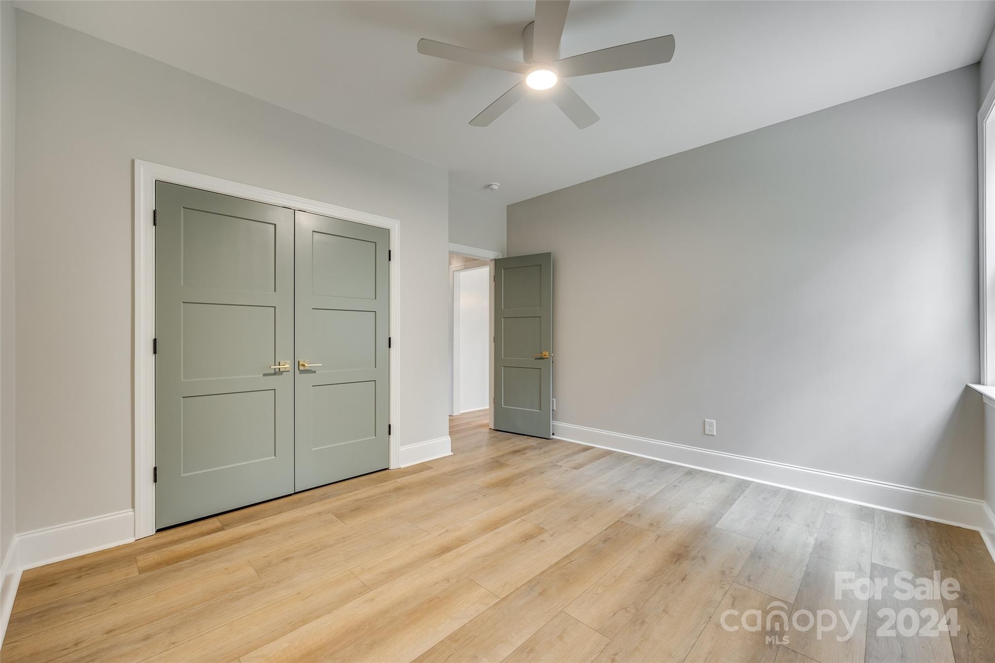 1025 Oakmont Drive Unit: 2