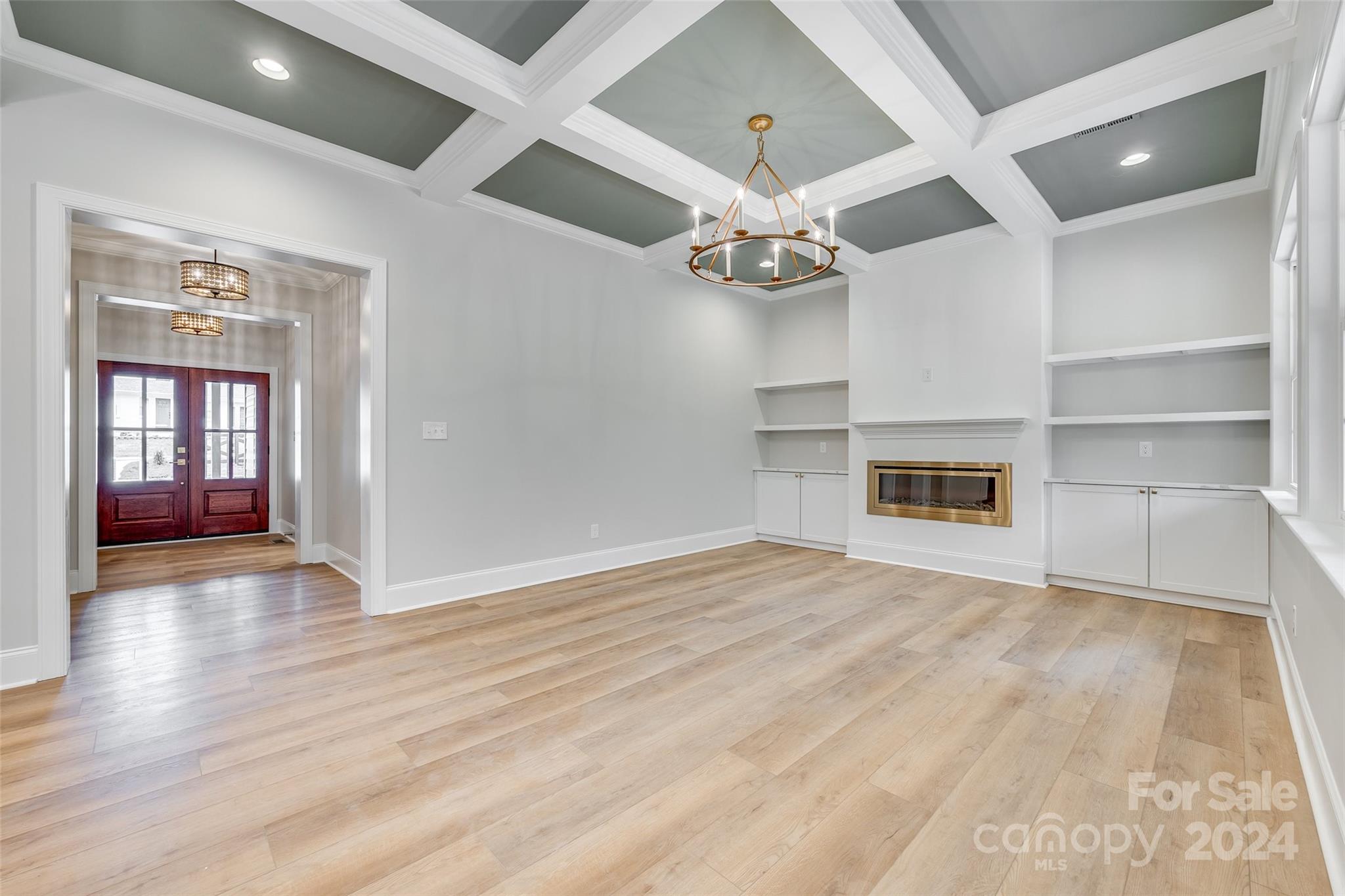 1025 Oakmont Drive Unit: 2