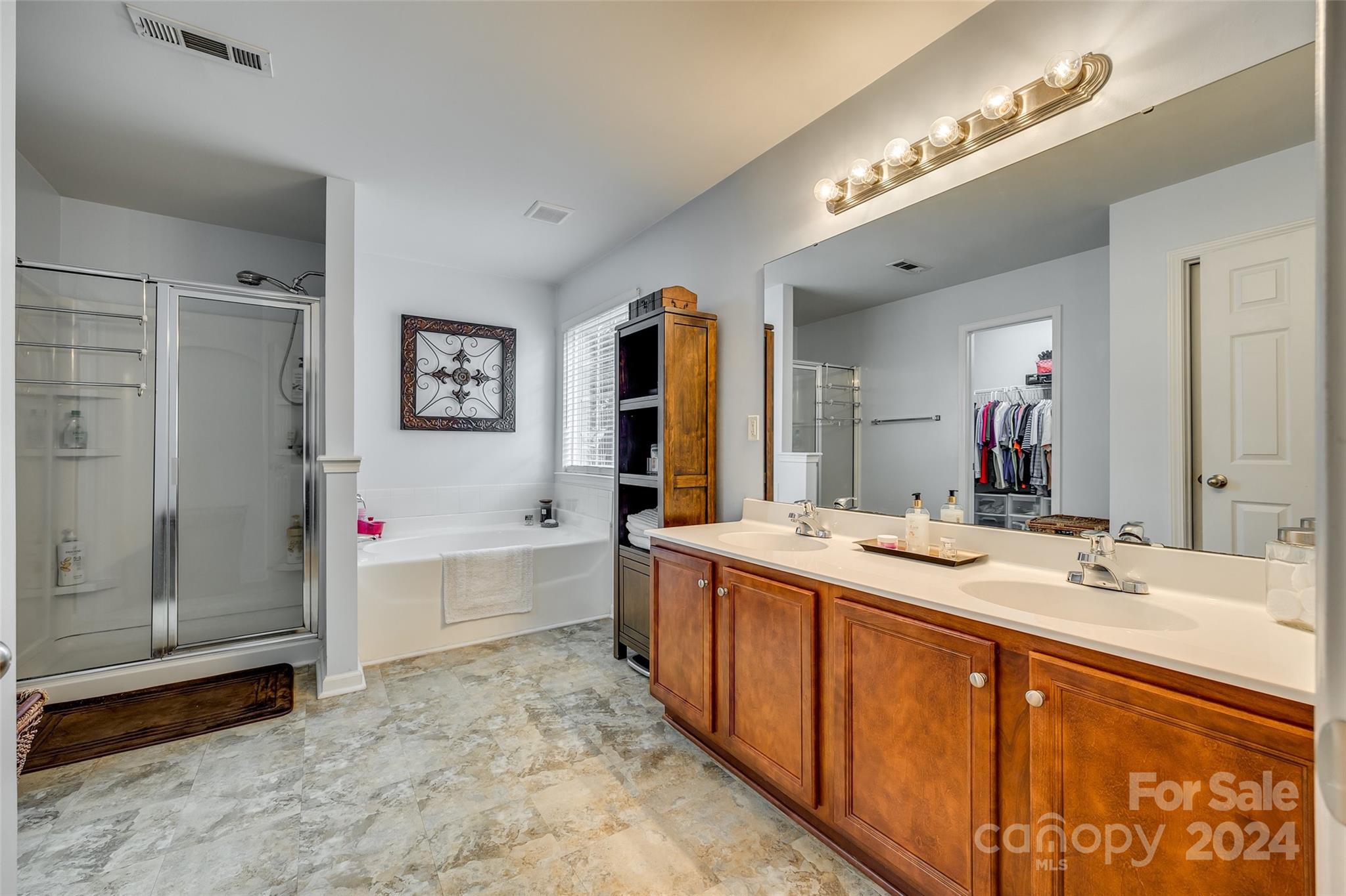 2004 Covered Bridge Court