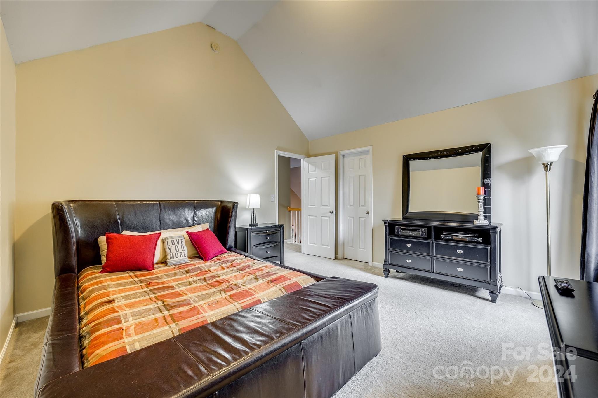 2004 Covered Bridge Court