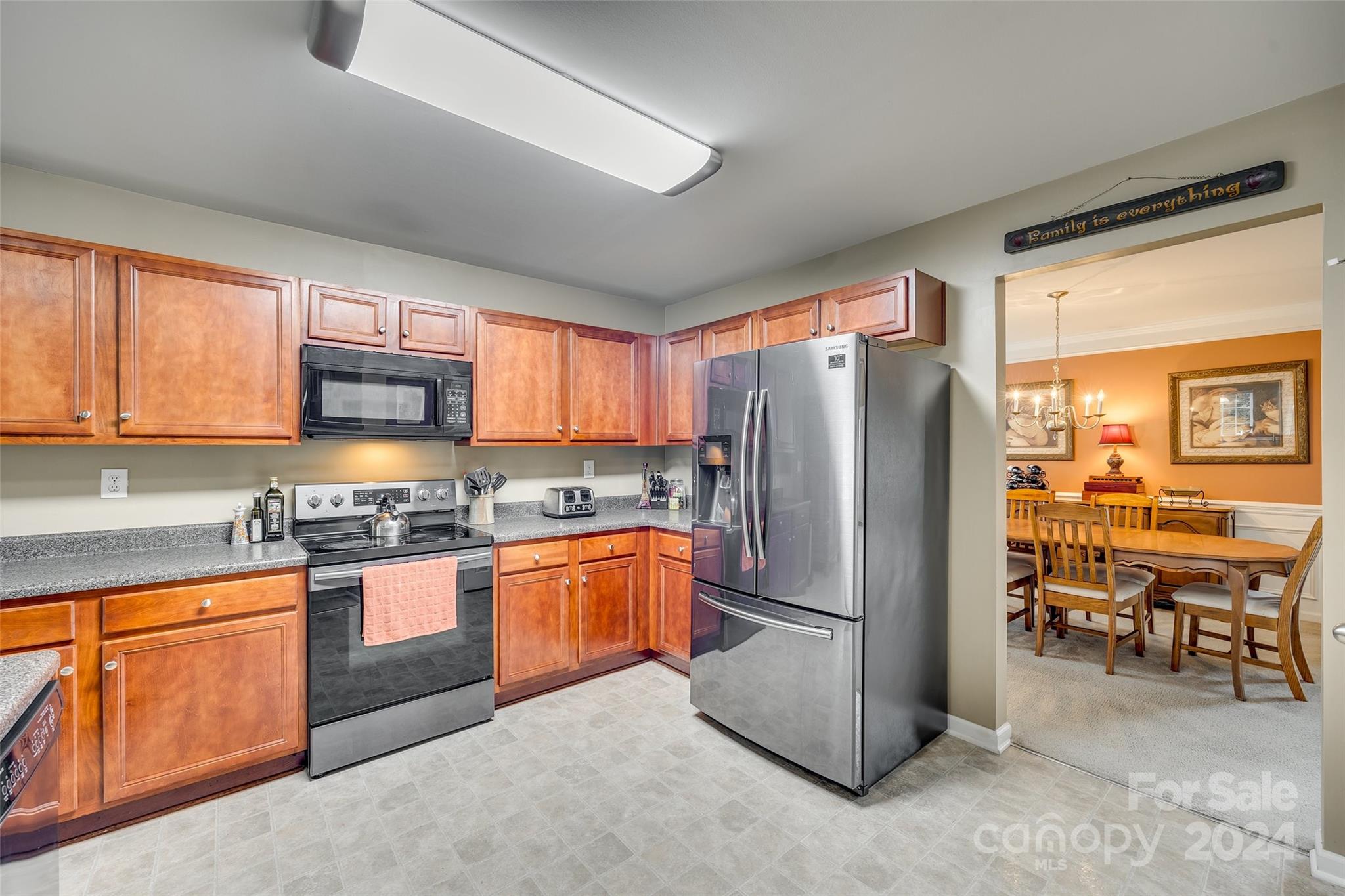 2004 Covered Bridge Court