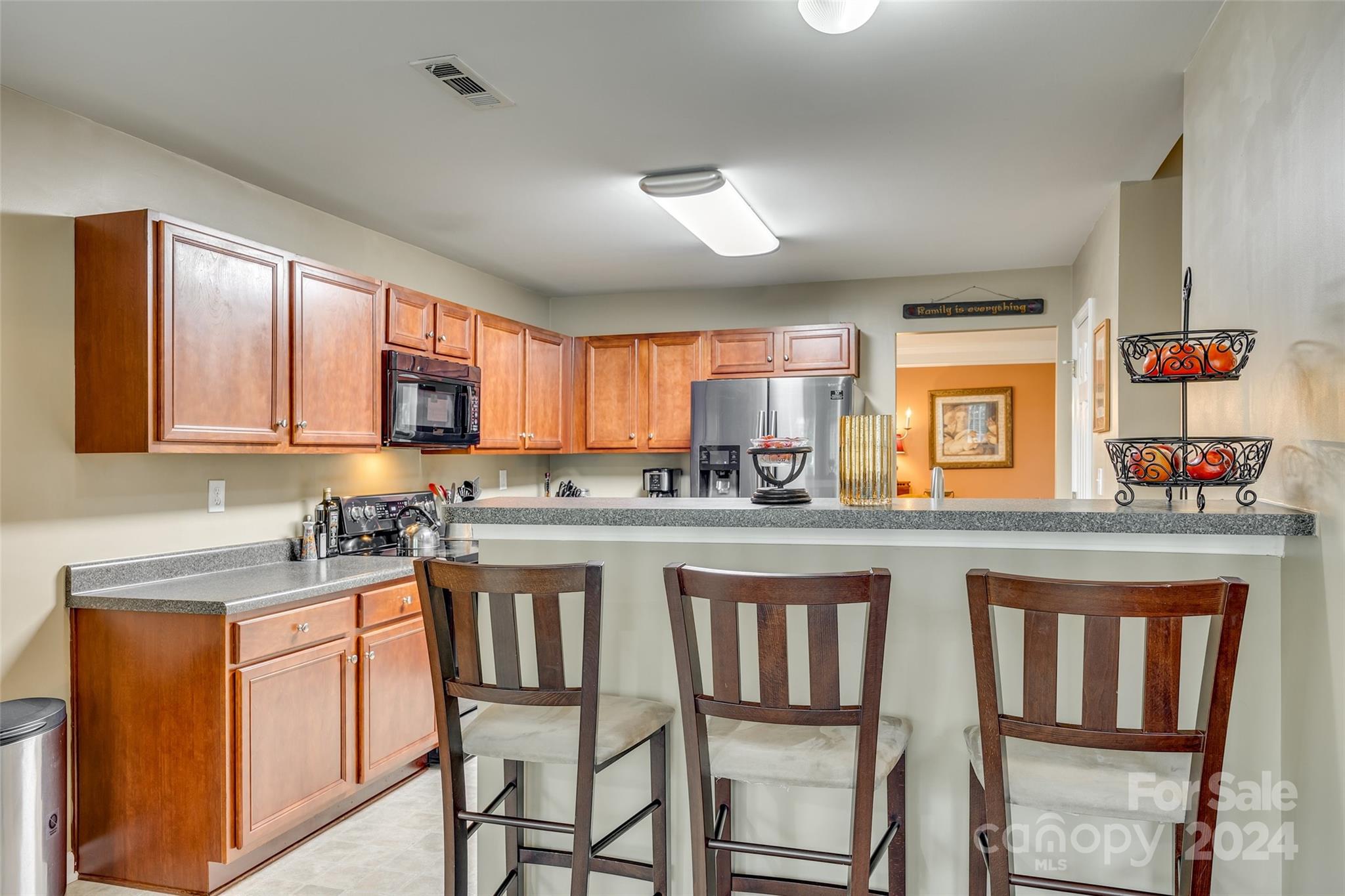 2004 Covered Bridge Court