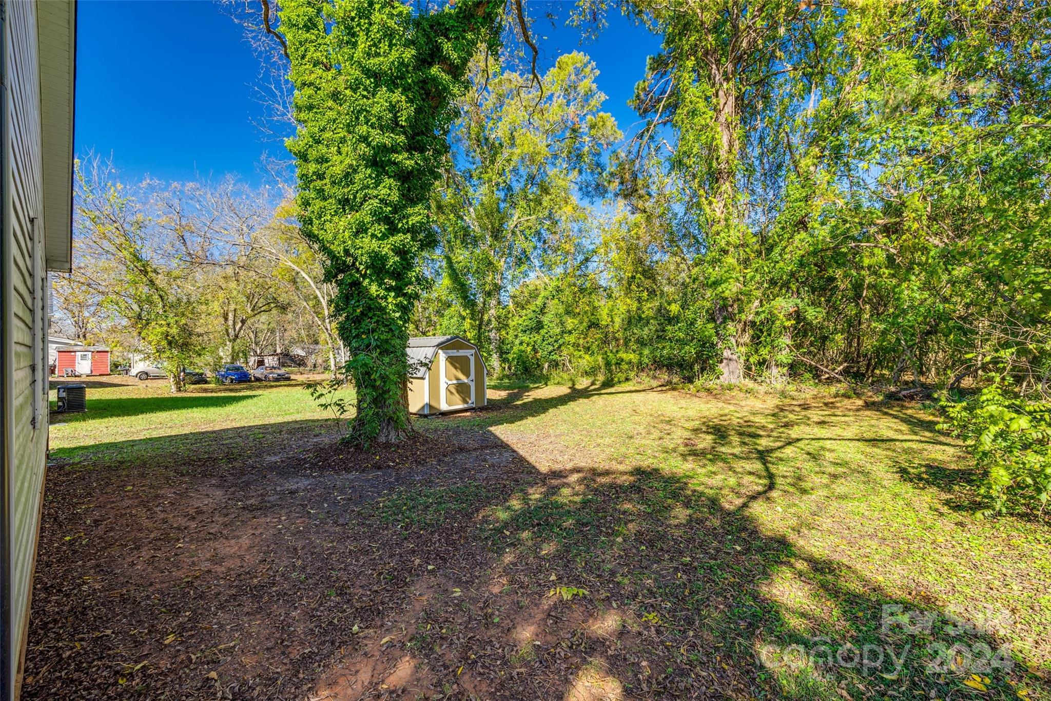 213 E Madison Street