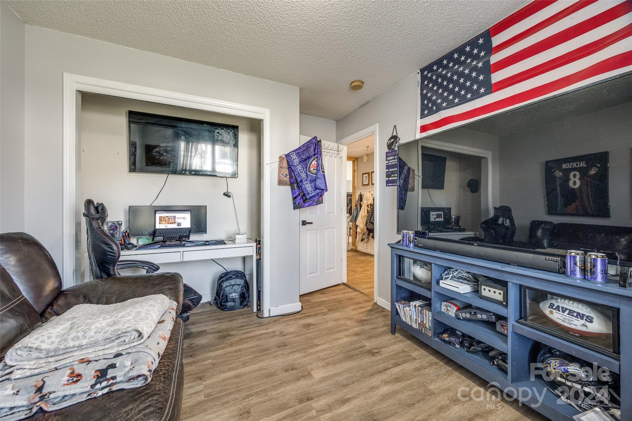 11621 Clear Day Court