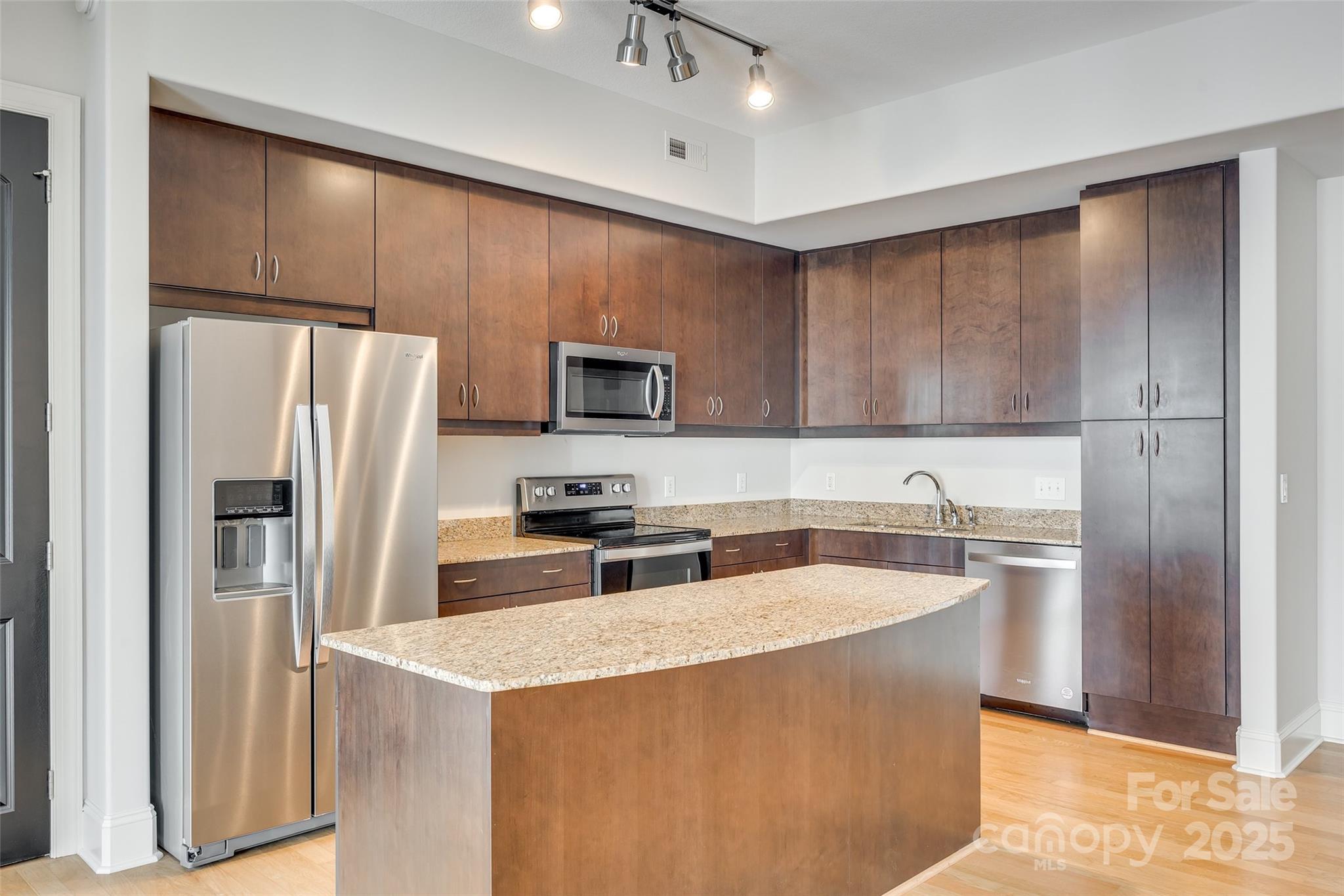 4620 Piedmont Row Drive Unit: 509