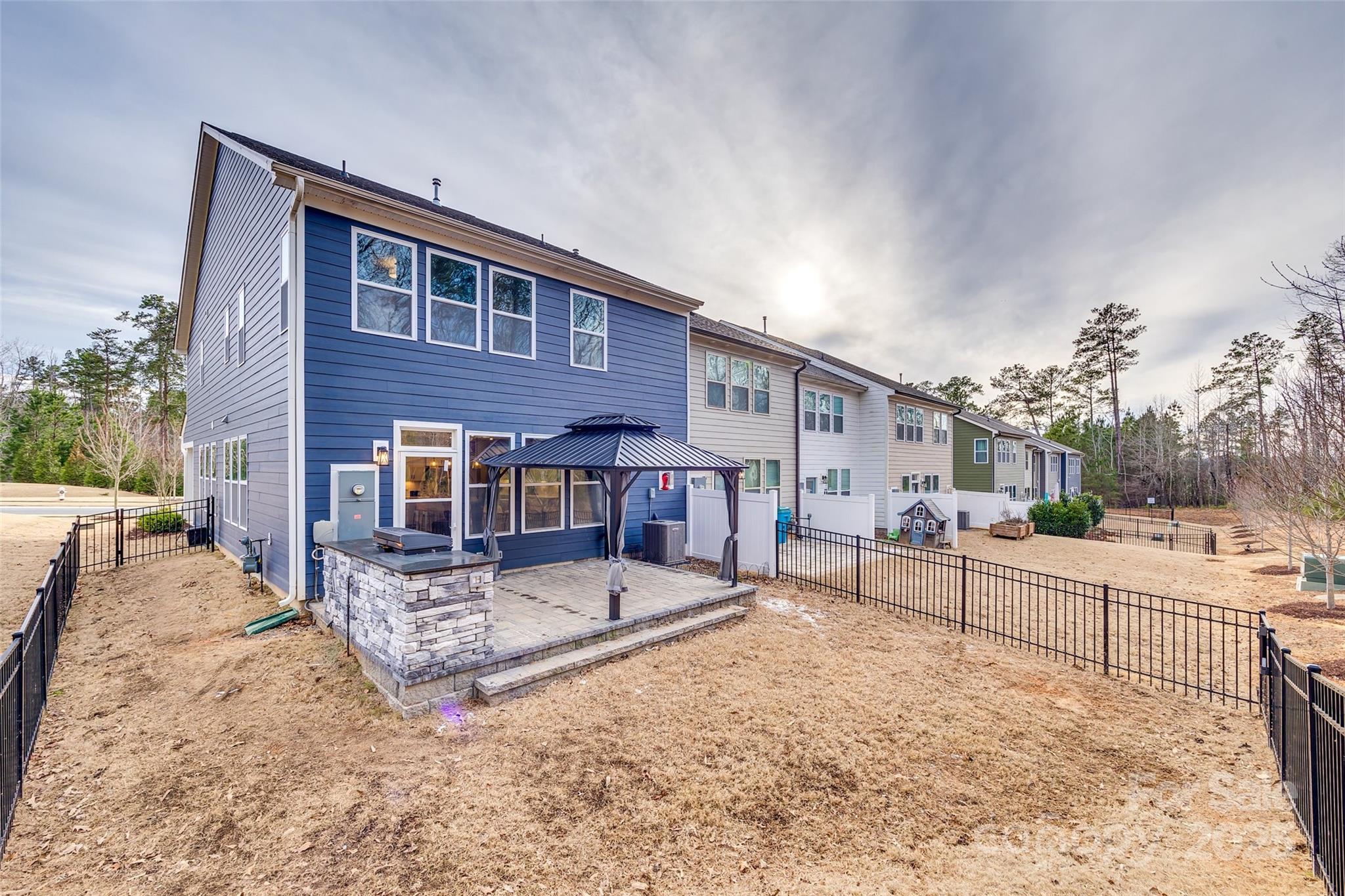 2024 Suttonview Road