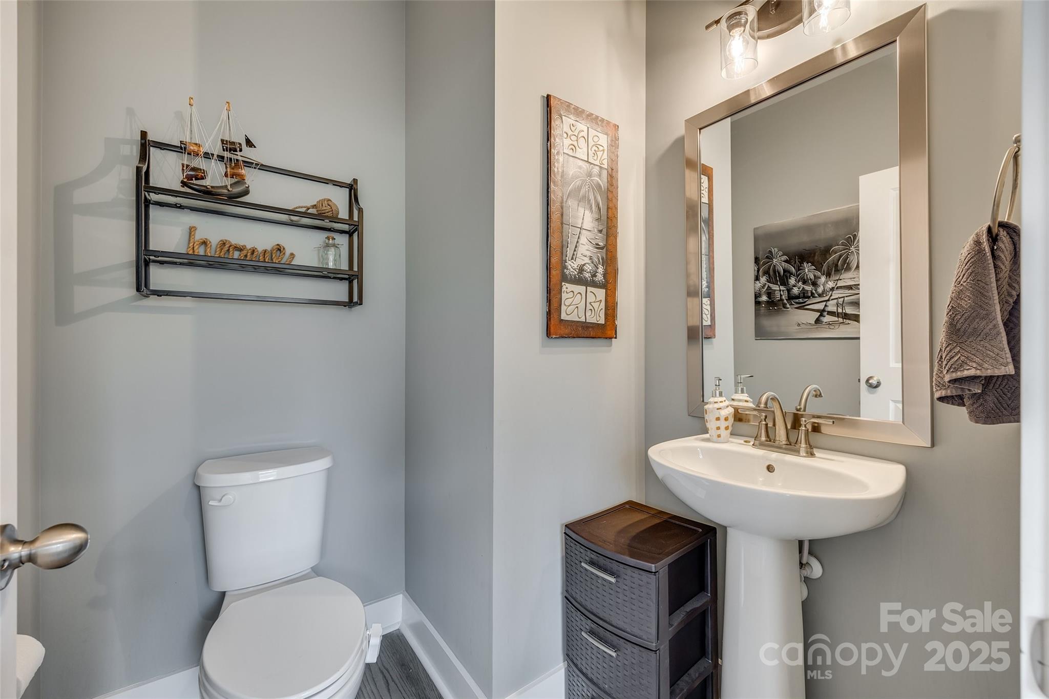 2024 Suttonview Road