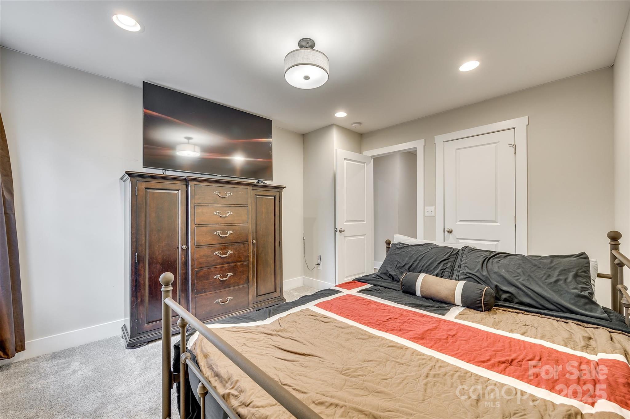 2024 Suttonview Road