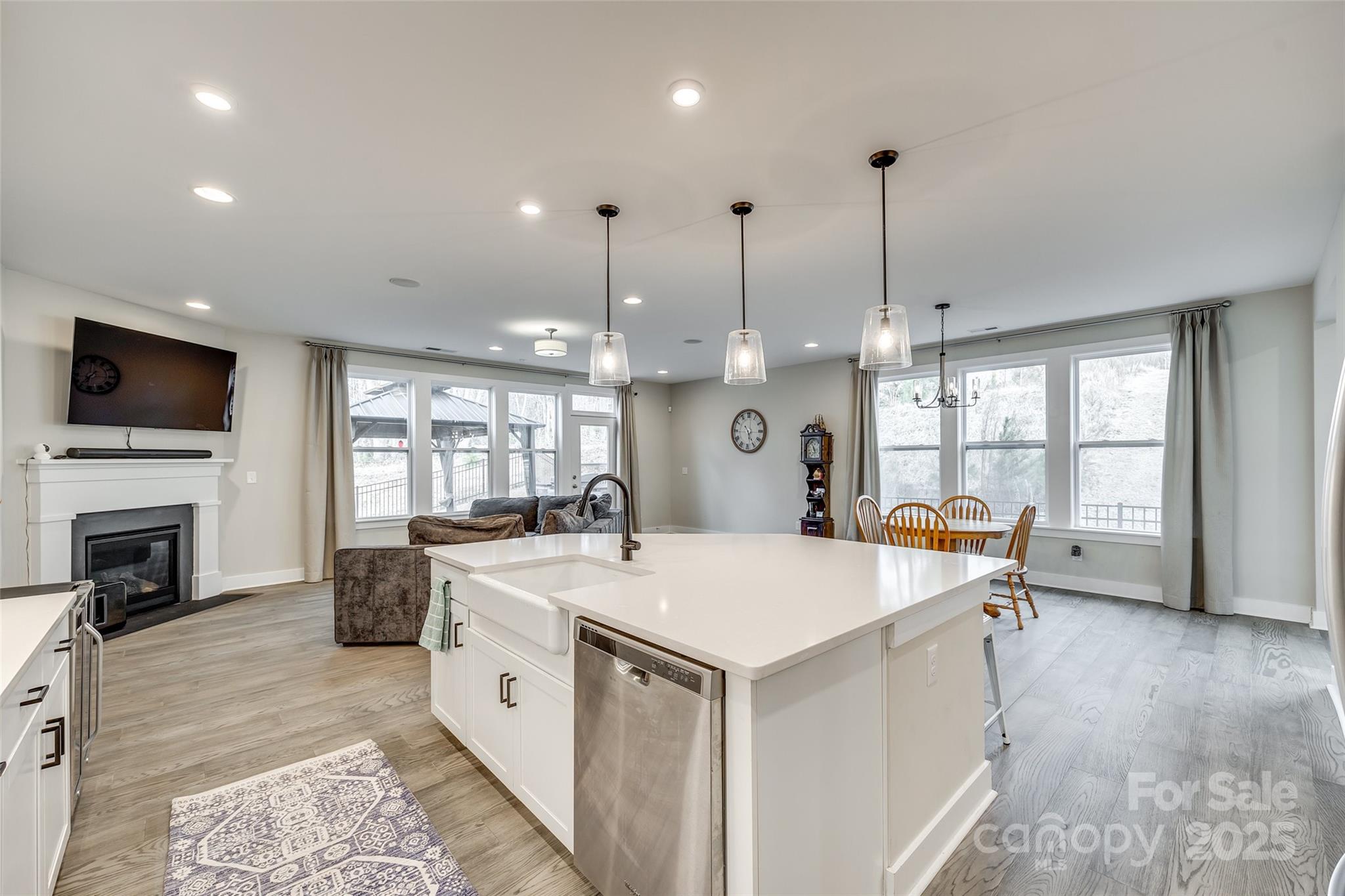 2024 Suttonview Road