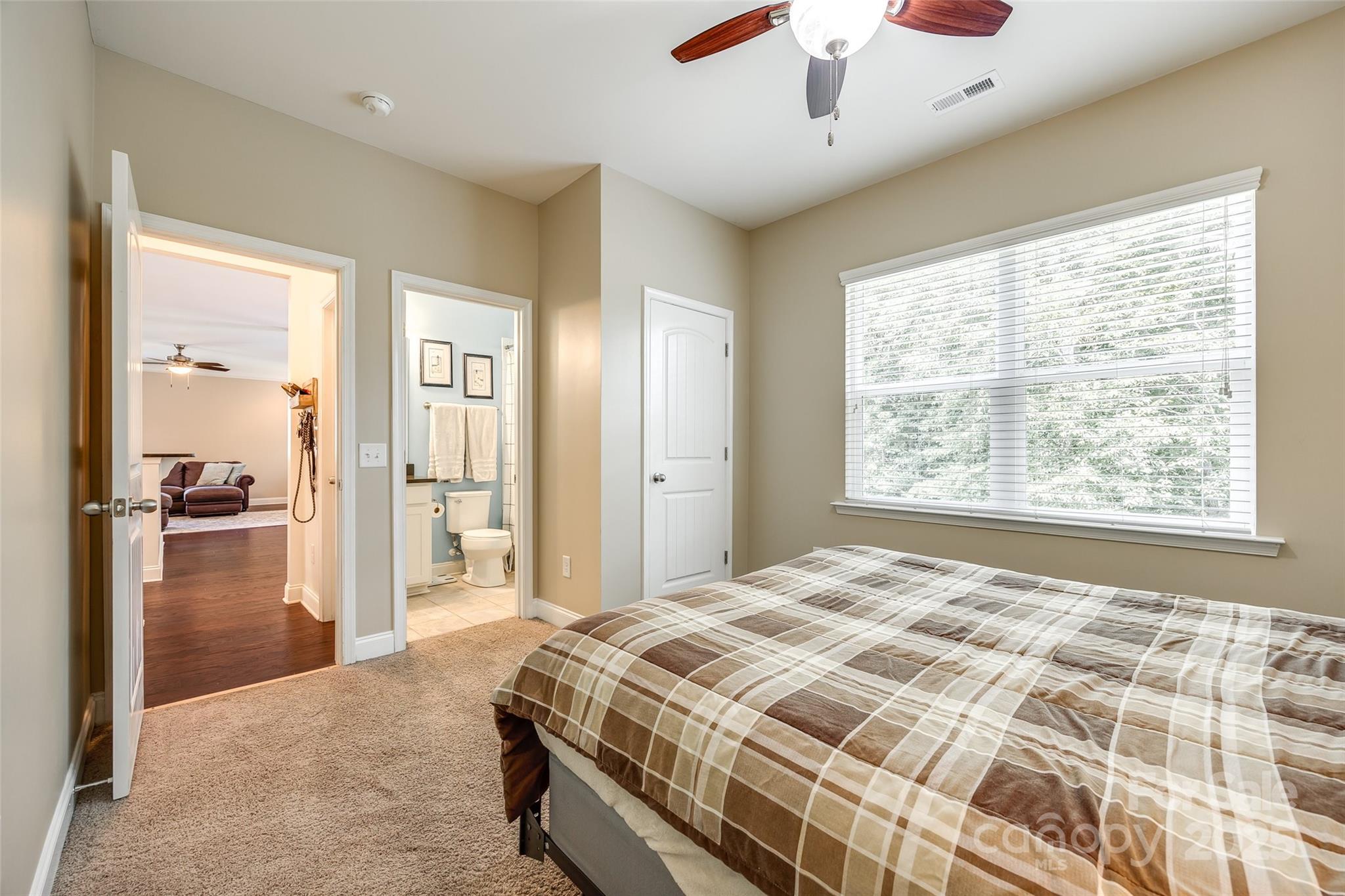 4704 Amberside Drive