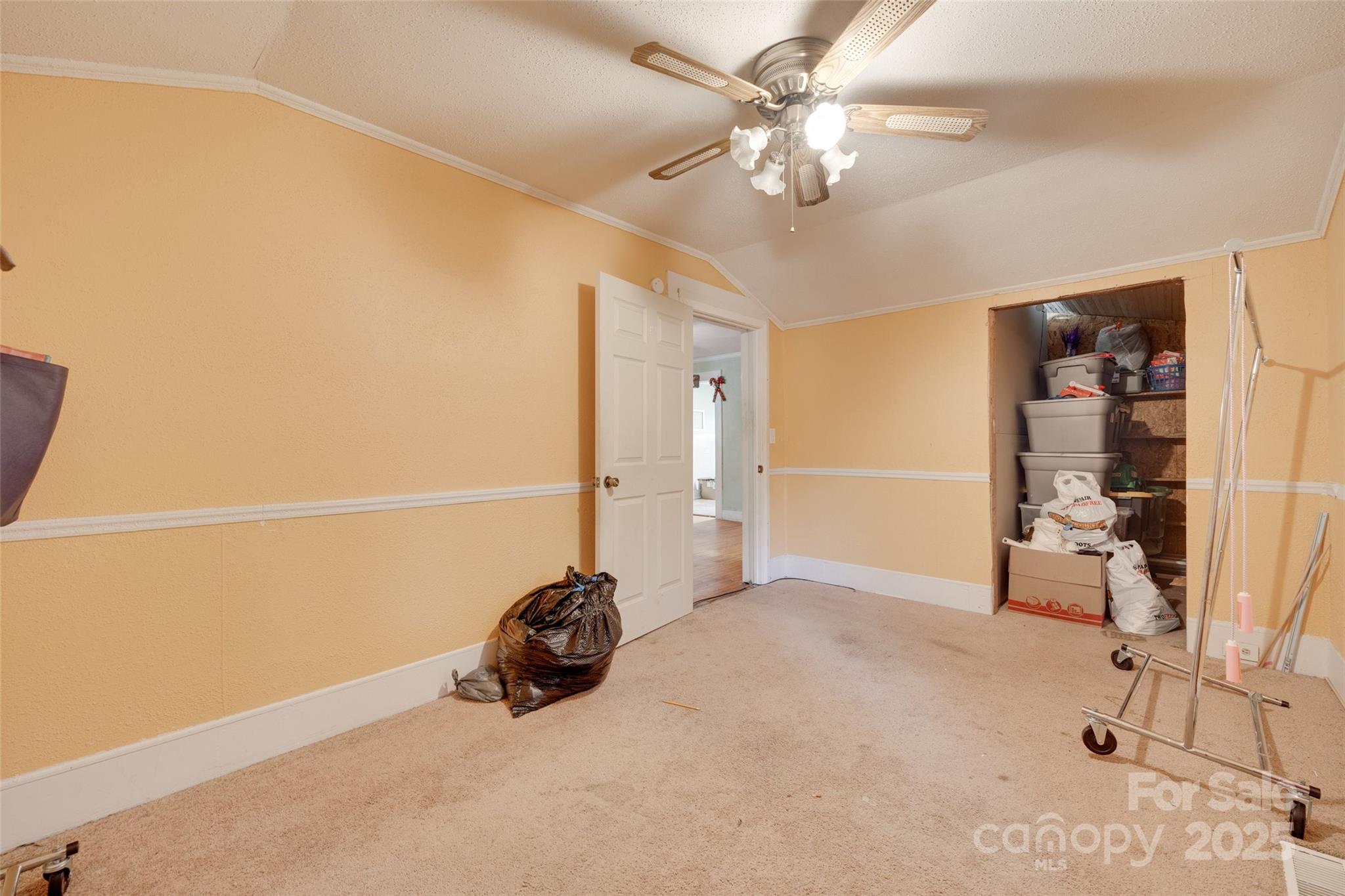 302 Charlotte Street