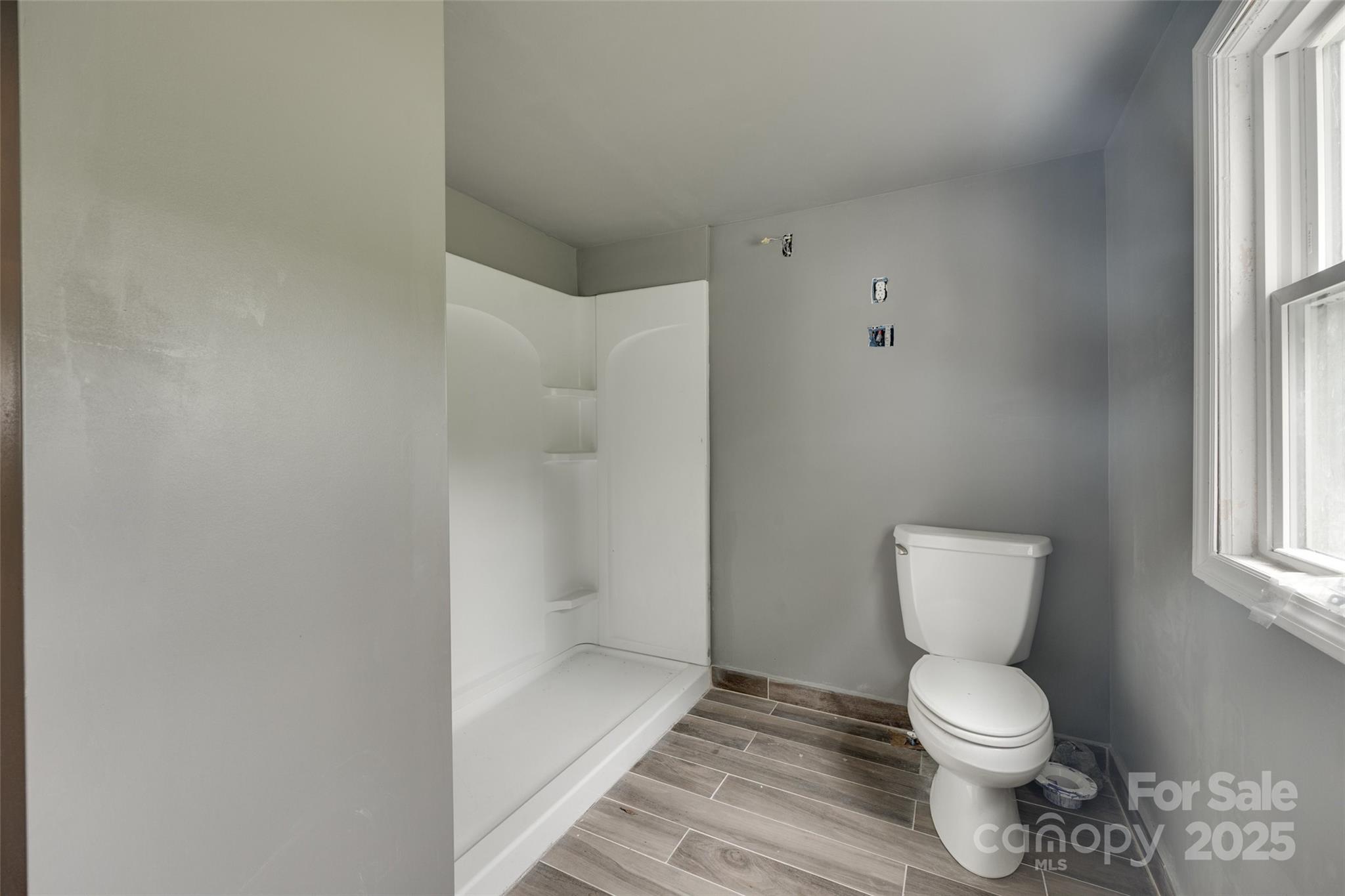 302 Charlotte Street