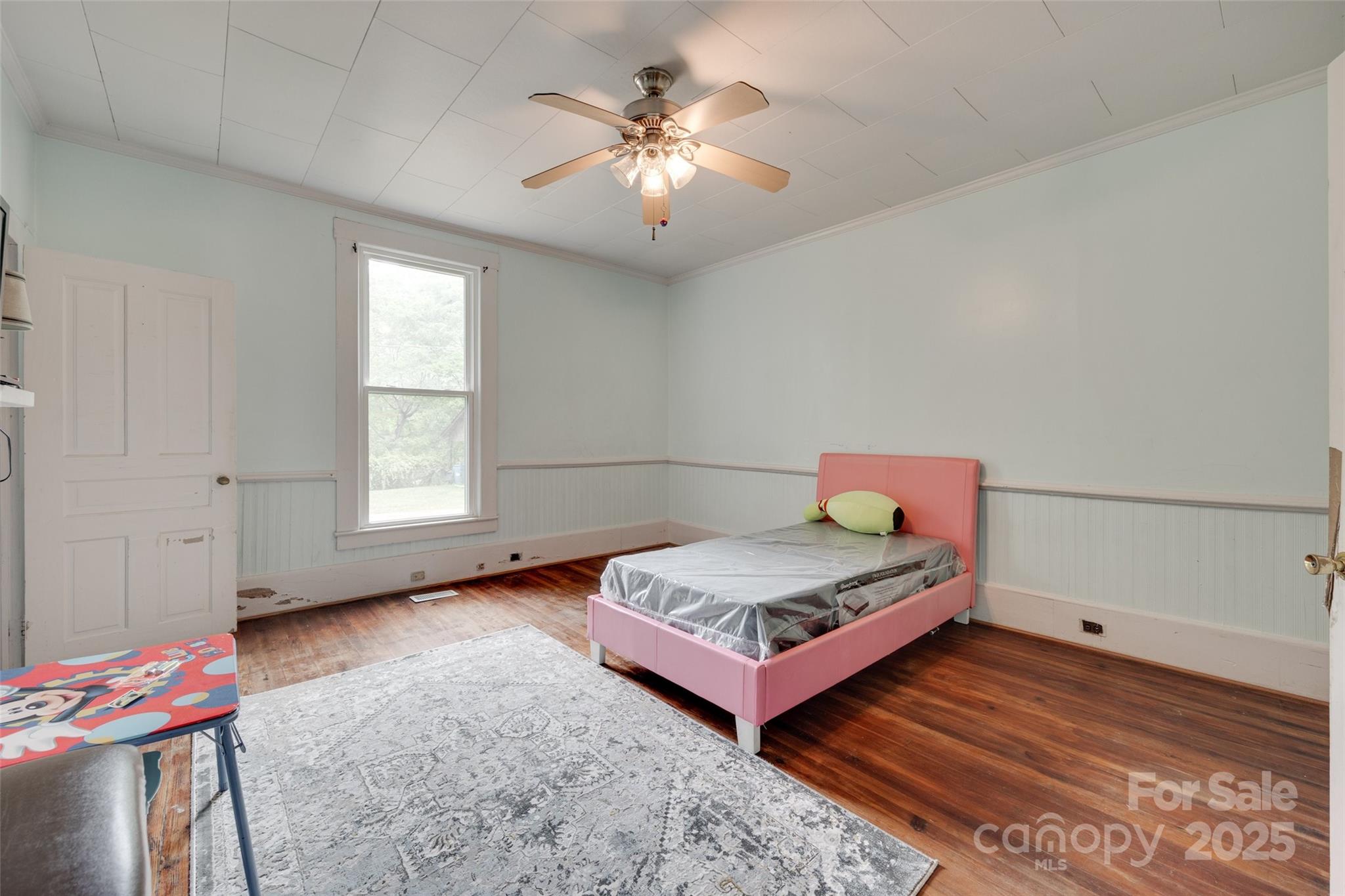 302 Charlotte Street