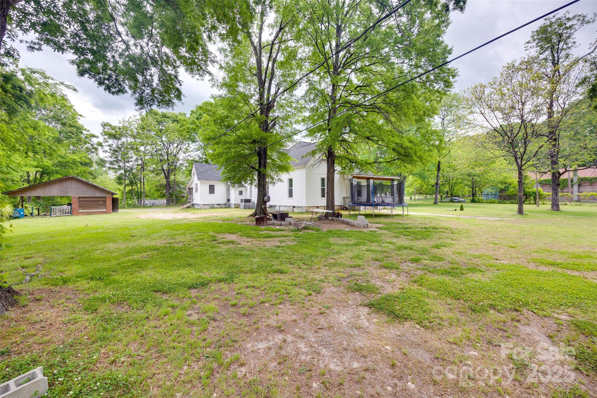 302 Charlotte Street