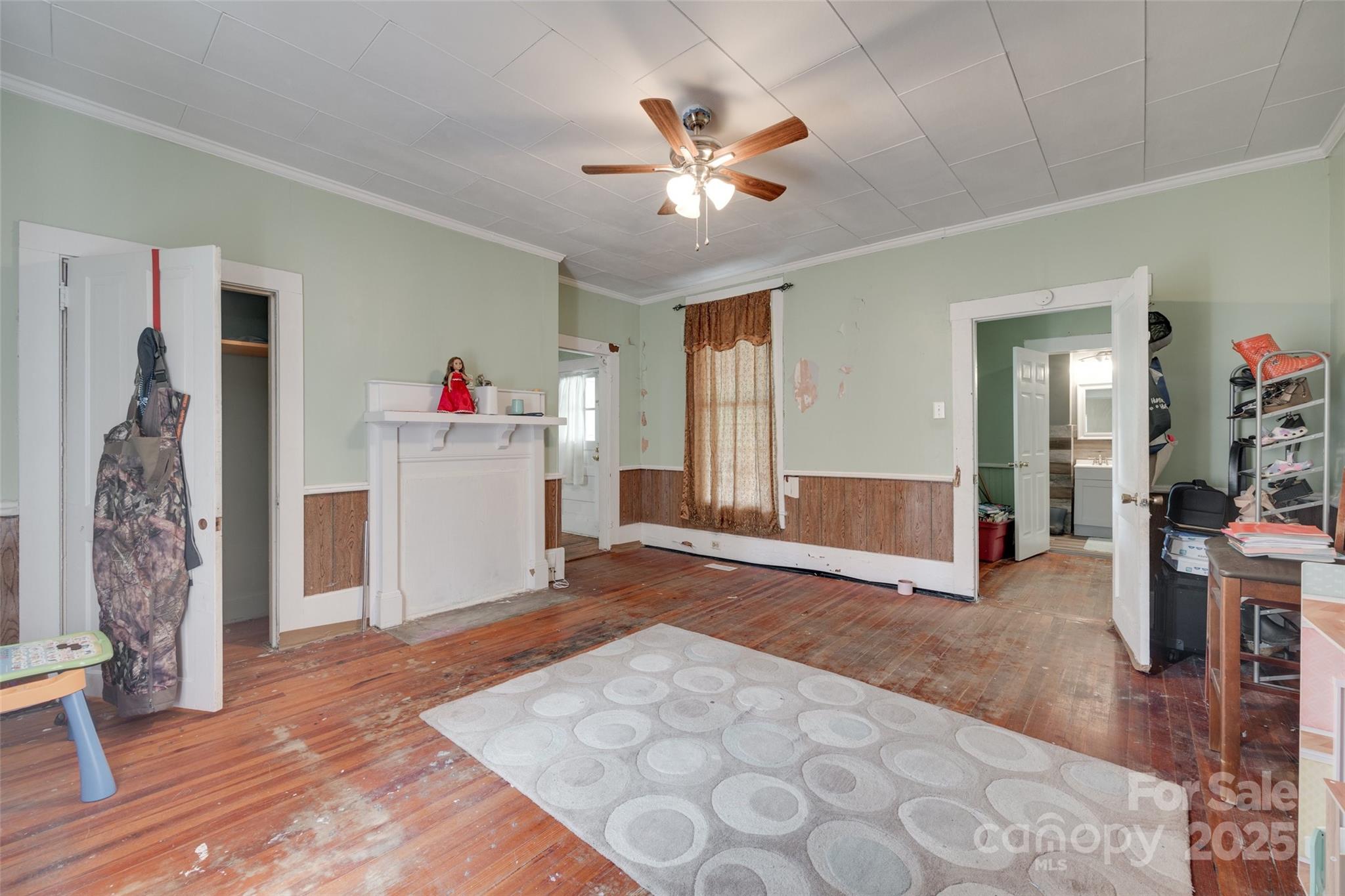 302 Charlotte Street