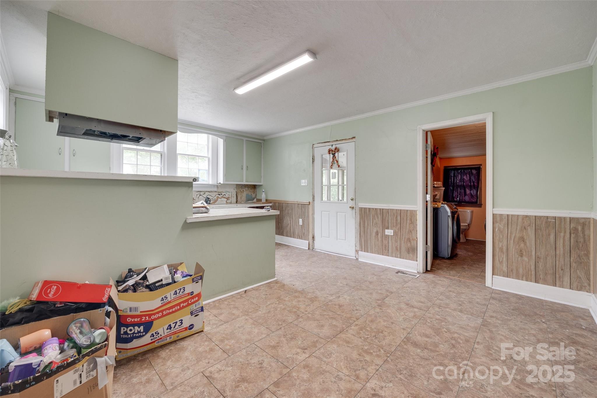 302 Charlotte Street