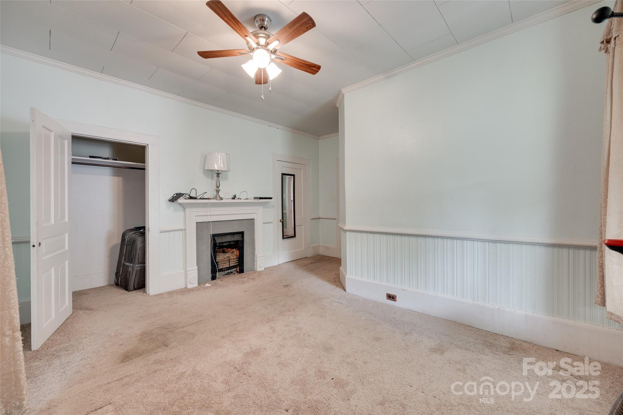 302 Charlotte Street