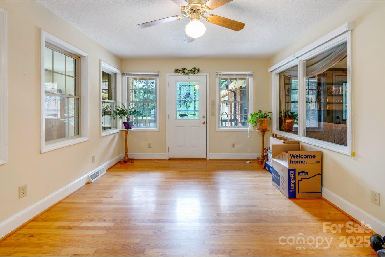 3116 Old Montgomery Place Road