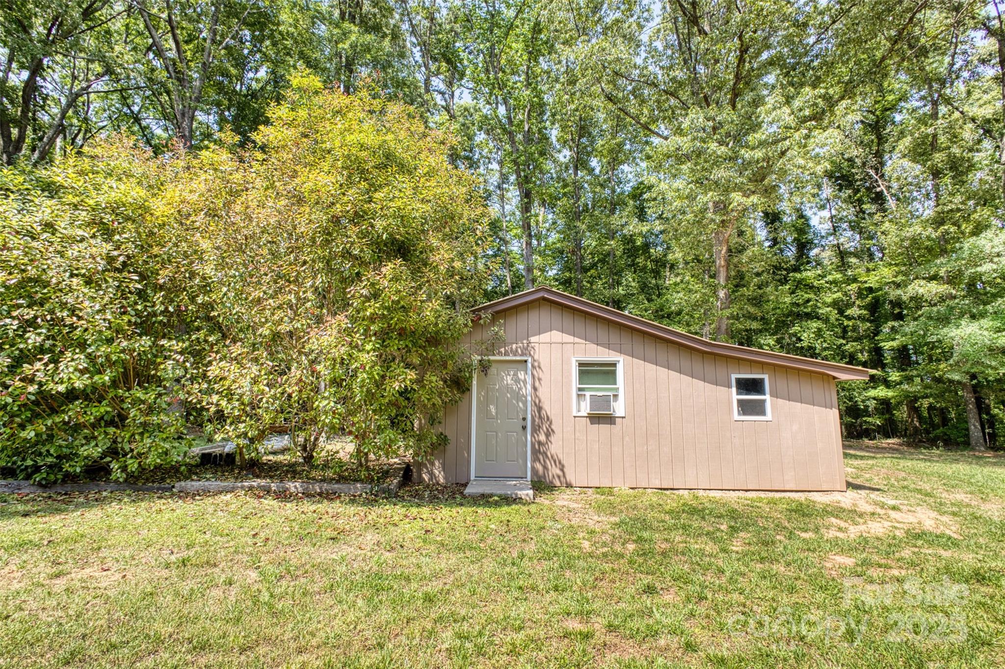 3116 Old Montgomery Place Road