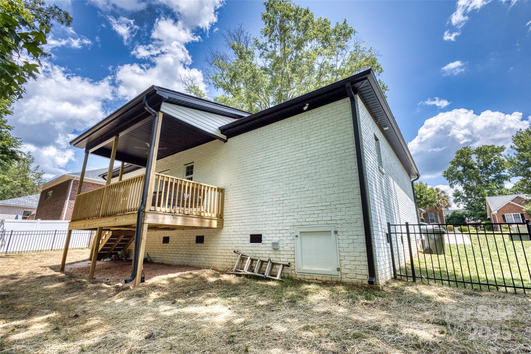 141 Ole Eastpointe Drive