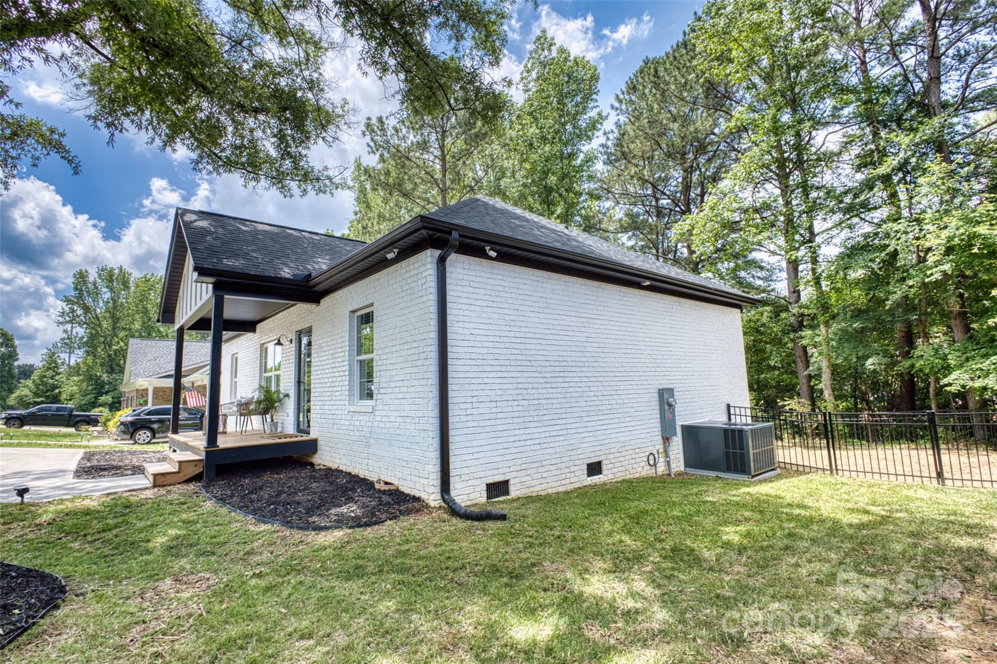 141 Ole Eastpointe Drive