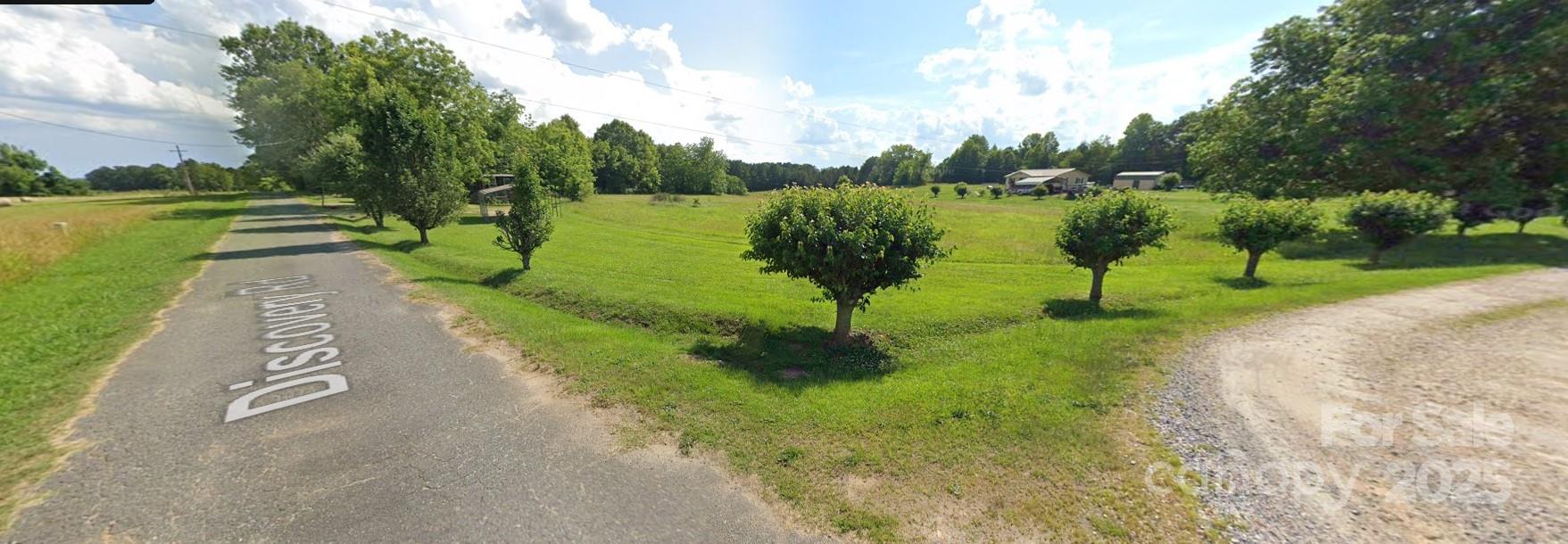 1990 Discovery Road