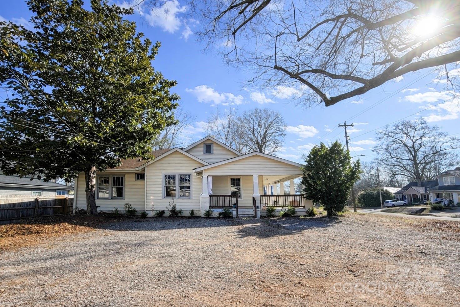 330 Charlotte Avenue