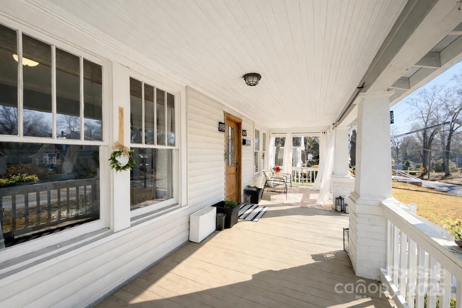 330 Charlotte Avenue