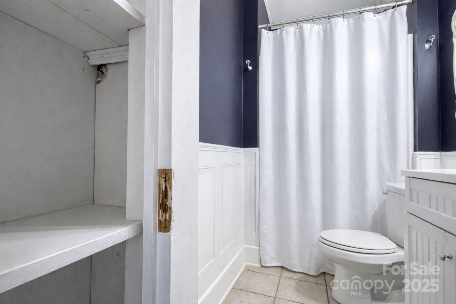 330 Charlotte Avenue