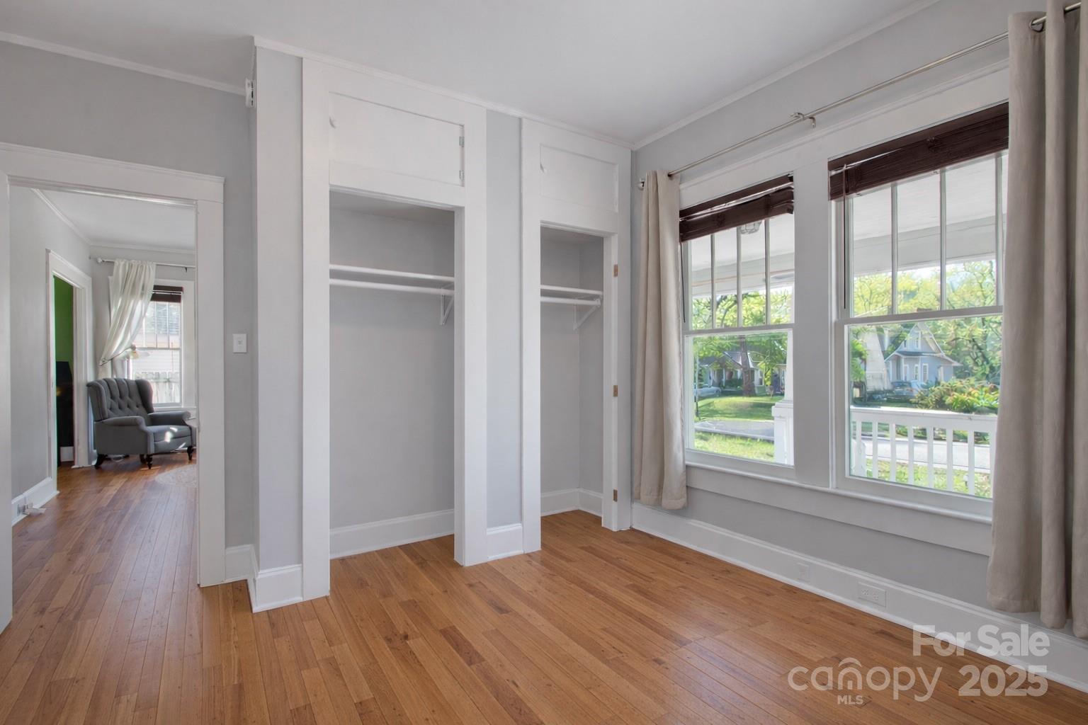 330 Charlotte Avenue