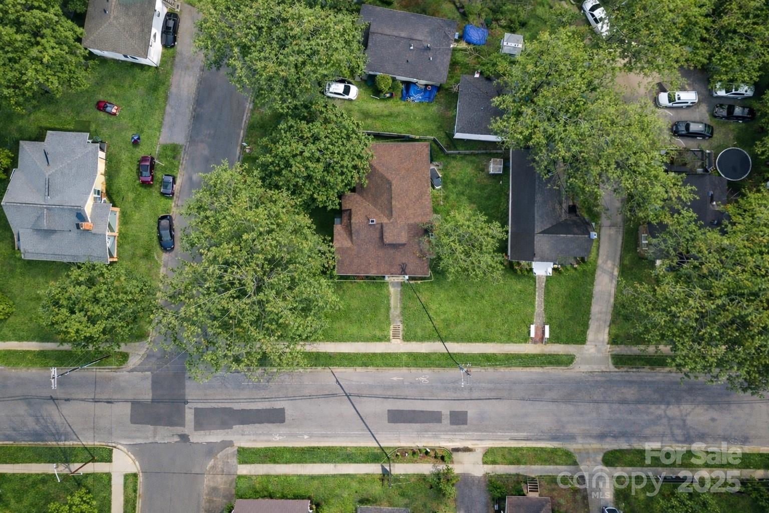 330 Charlotte Avenue