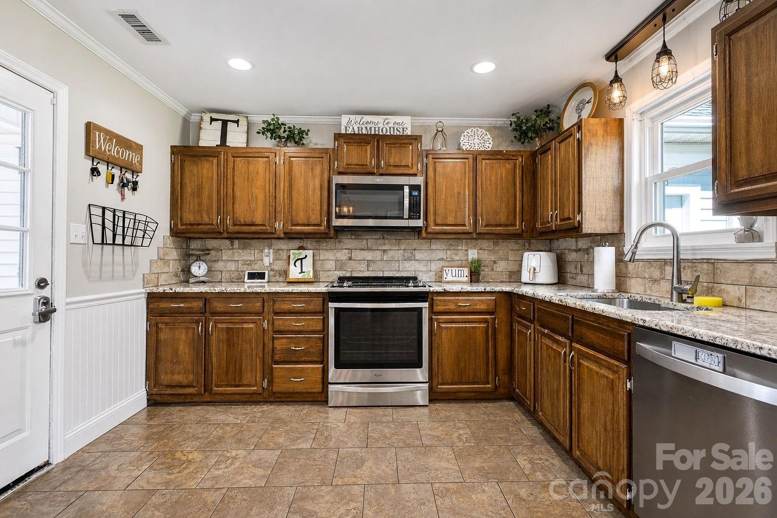 1446 Covenant Place