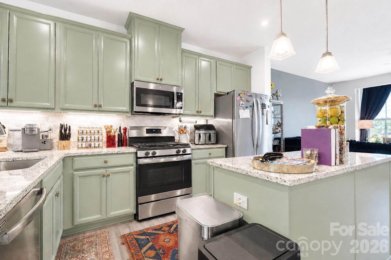 268 Parkwood Avenue