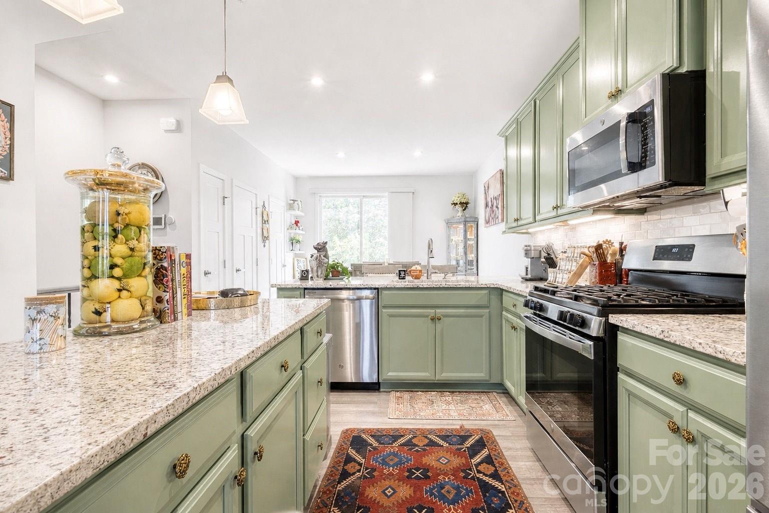 268 Parkwood Avenue