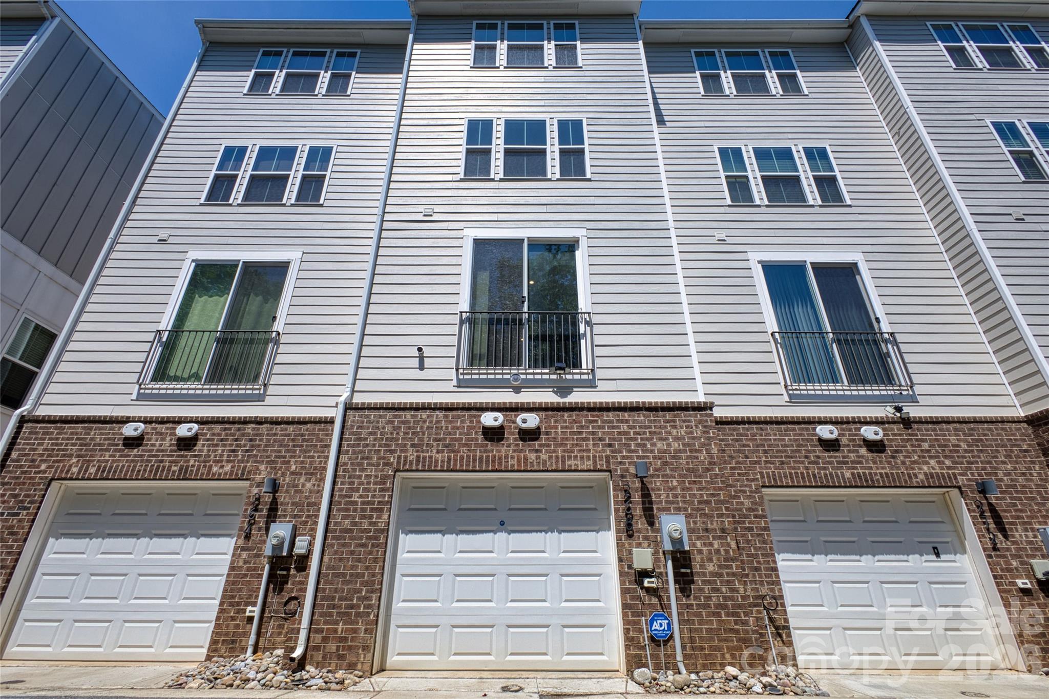 268 Parkwood Avenue