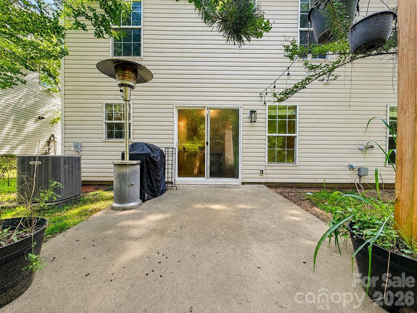 7638 Black Hawk Lane