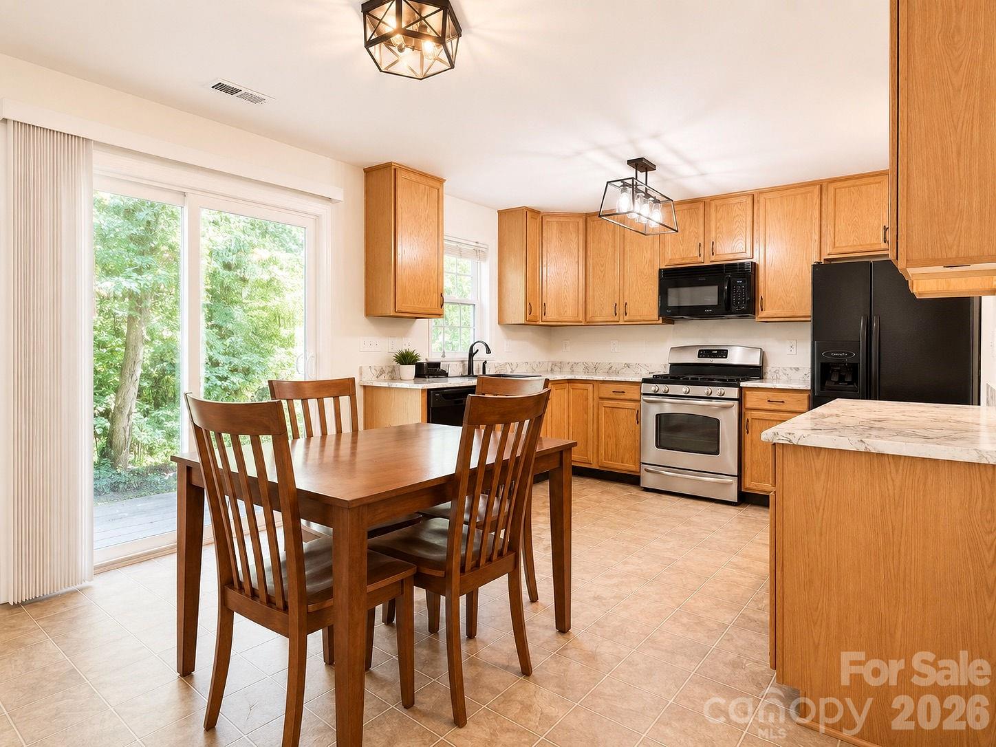 7638 Black Hawk Lane
