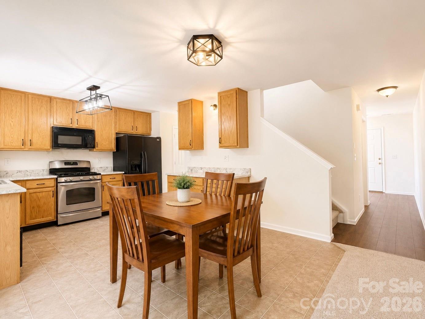 7638 Black Hawk Lane