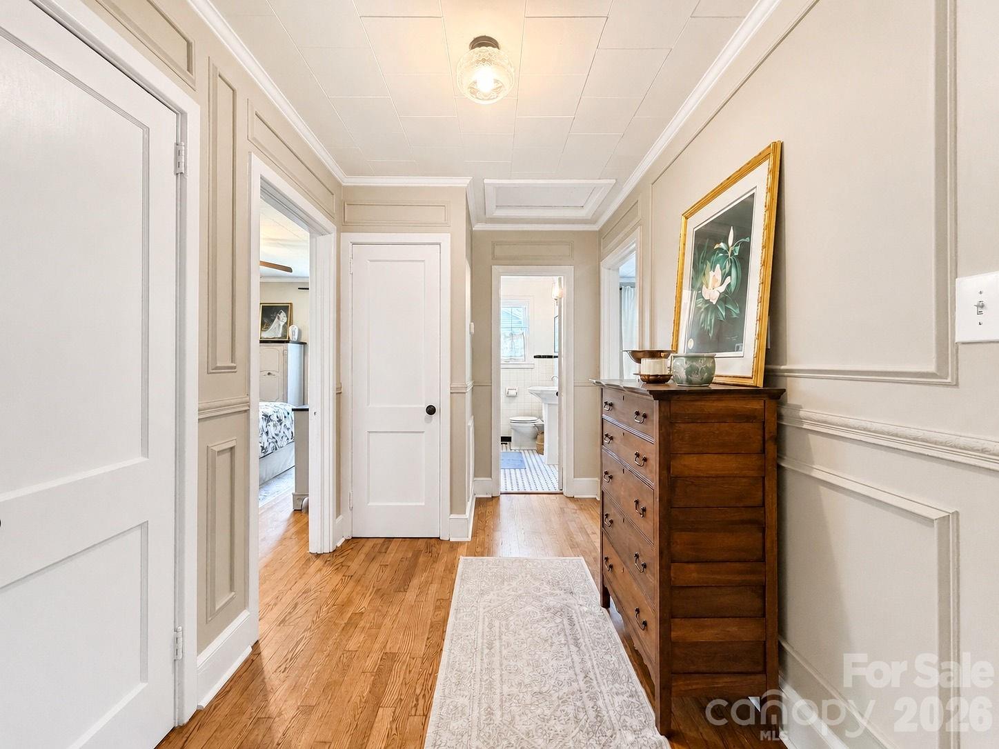 214 Oakwood Avenue