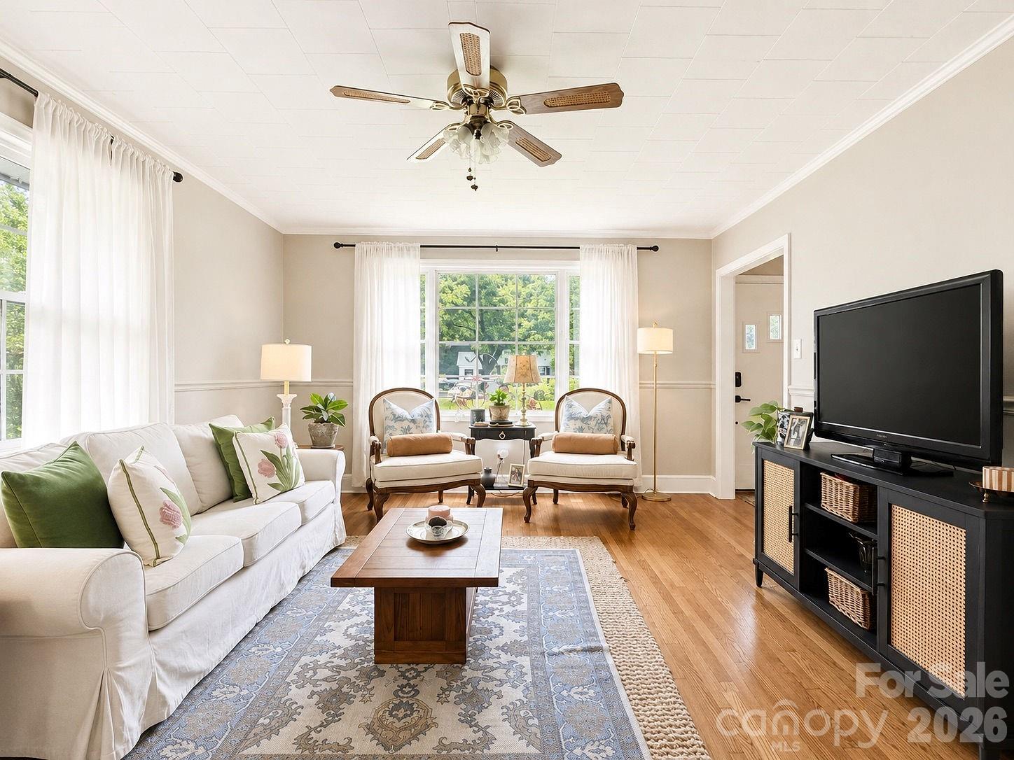 214 Oakwood Avenue